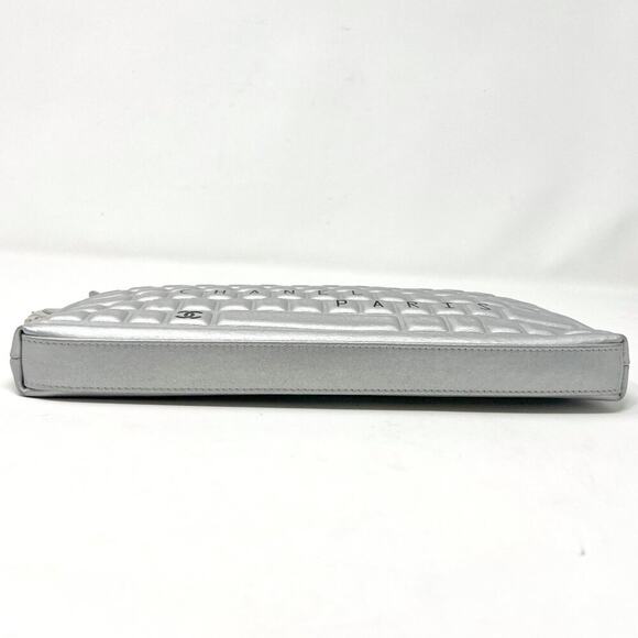 Chanel Silver Keyboard Clutch Bag 31 Rue Cambon Robot Charm Rare 2016–2017 - Picture 7 of 10